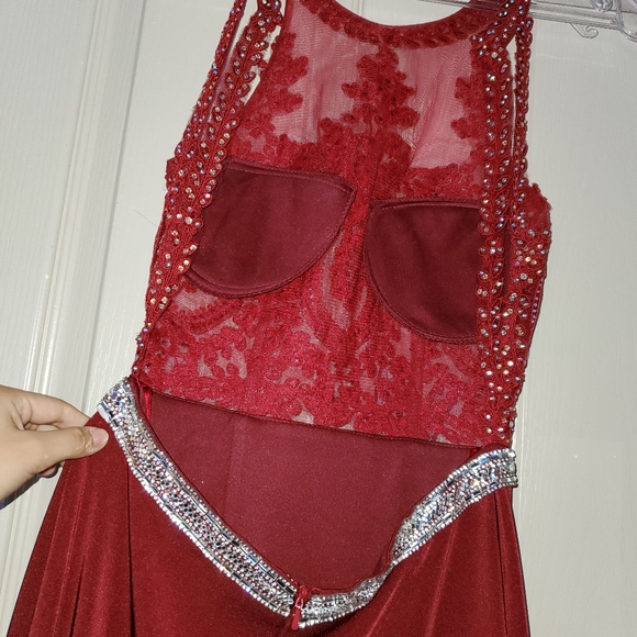 Prom dress - Picture 3 of 6